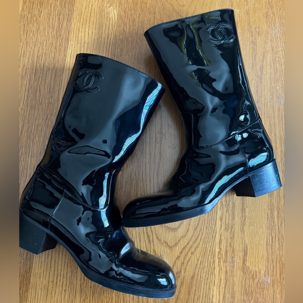Chanel Black Patent Leather Riding Boots EU 40